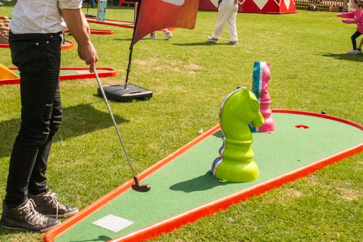 Why Mini Golf Hire is Perfect For Your Next Event