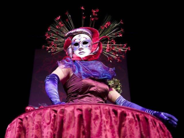 Circus Living Table, Odin Events